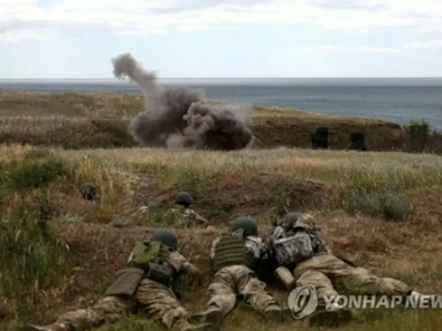 ウクライナ南部のオデッサで訓練を行う兵士＝23日、オデッサ（AFP＝聯合ニュース）