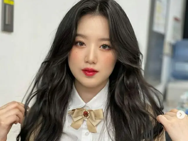 「(G)I-DLE」SHUHUA、「WATERBOMB」のステージ中に顔を水攻撃されて怒りをあらわに（画像提供:wowkorea）