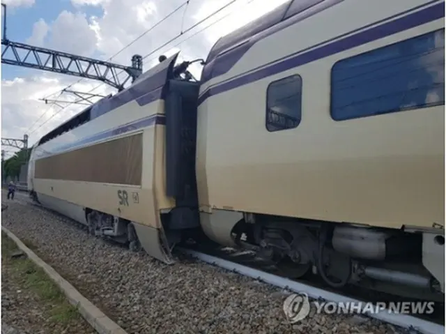 脱線事故の現場（大田消防本部提供）＝（聯合ニュース）≪転載・転用禁止≫