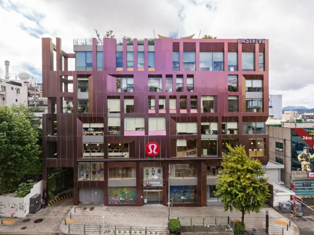 「レギンス界のシャネル」ルルレモン、梨泰院に韓国最大規模の店舗をオープン（画像提供:wowkorea）