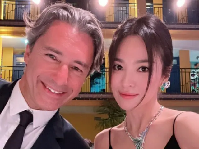 女優ソン・ヘギョ、パリのイベントに出席…美貌に視線を独り占め（画像提供:wowkorea）