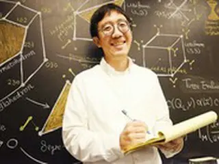 ソウル大学出身のホ・ジュニ教授、韓国系数学者で初めてフィールズ賞受賞＝韓国