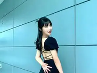 ジョイ（Red Velvet）、背中の露出がポイント…スッキリ後ろ姿公開