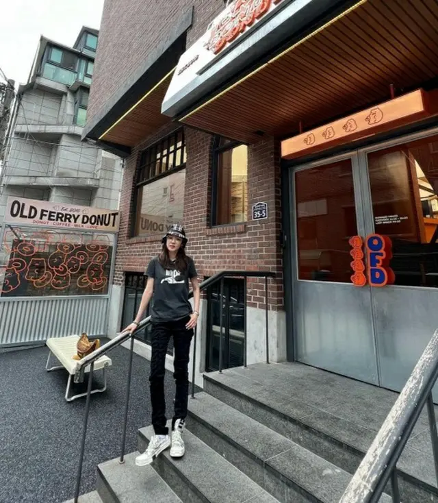 DARA（元2NE1）、どれだけ細いの？ズボンがぶかぶか…「比率が非現実的」（画像提供:wowkorea）