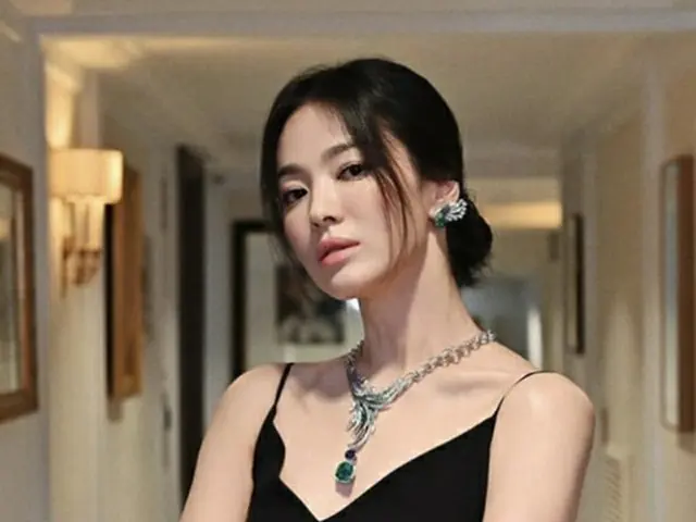 女優ソン・ヘギョ、“一千万円台のネックレス”で高級感を漂わせ…どんな姿も美しい1（画像提供:wowkorea）
