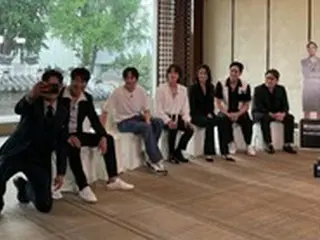 俳優イ・ビョンホン、映画「非常宣言」チームとの撮影オフショット公開…豪華な顔ぶれ