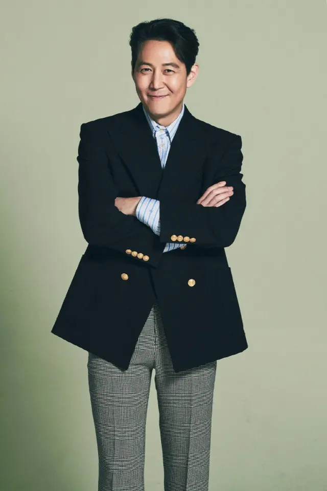 俳優イ・ジョンジェ、エミー賞「主演男優賞候補」に…”「イカゲーム」チームと喜びをともに”（画像提供:wowkorea）