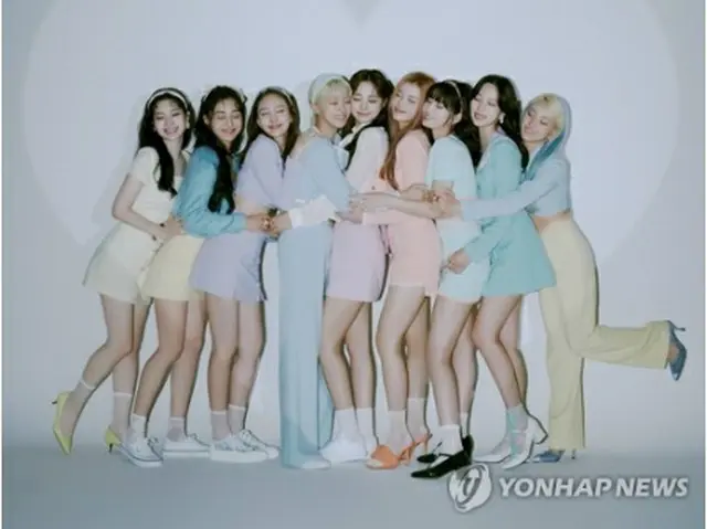 TWICE（JYPエンターテインメント提供）＝（聯合ニュース）≪転載・転用禁止≫