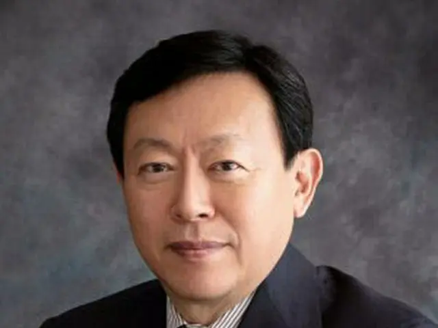 辛東彬会長、ロッテ本拠地の社稷野球場を7年ぶりに訪問（画像提供:wowkorea）