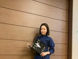 女優キム・ヒソン、 名品フェイス+スタイル… 来月45歳の信じがたいビジュアル