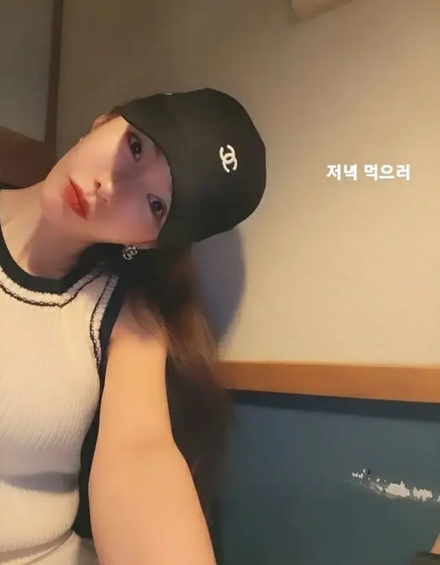 女優シン・ジュア、”タイCEO”の夫とディナーデート（画像提供:wowkorea）