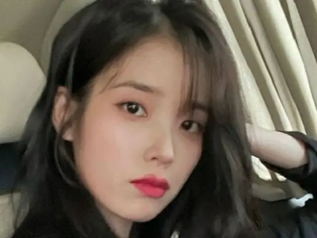 IU、自撮り写真でどこから見てもきれいな姿（画像提供:wowkorea）