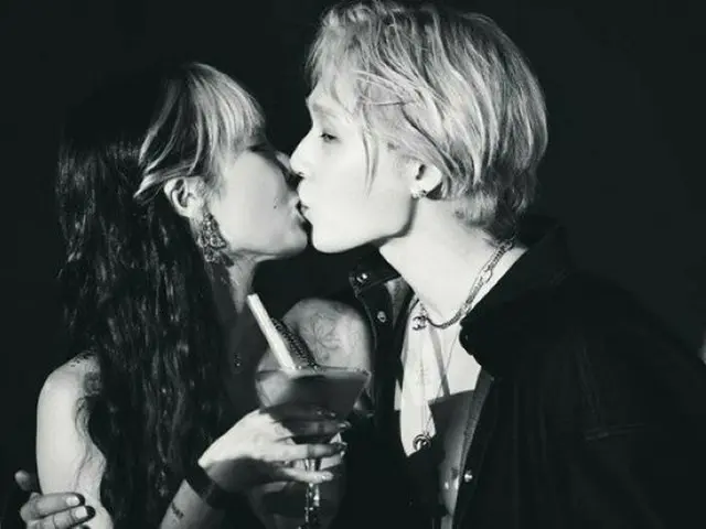 ヒョナ＆DAWNカップル、キス写真公開…変わらぬ熱い愛情にJessiもハート絵文字で応援（画像提供:wowkorea）