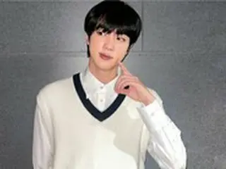JIN（BTS）、さらに幼くなった？一人だけ時間が戻っているような童顔のビジュアル