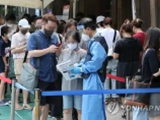 韓国の新規コロナ感染者7万6402人　海外から429人で過去最多