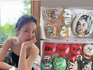 女優ソン・ヘギョ、「キャラクターは私の顔？」…知人に貰った甘いデザートを認証