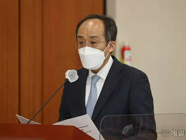 秋慶鎬、経済副総理兼企画財政部長官（画像提供:wowkorea）