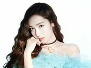 “氷姫”ジェシカ（元少女時代）、ラブリーなドレスを着て清純な美貌
