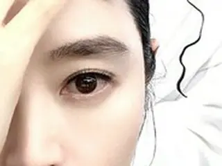 キム・ヘスだから…写真見て芸能人たちもびっくり、超接近美しすぎるセルカ