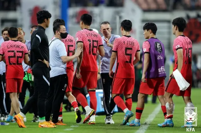 ＜サッカー東アジアE-1選手権＞日韓戦に完敗の韓国ベント監督 「日本は当然の勝利、われわれはミスばかり」（画像提供:wowkorea）