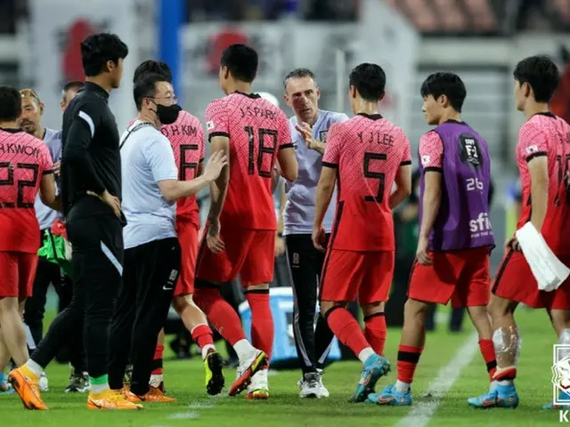 ＜サッカー東アジアE-1選手権＞日韓戦に完敗の韓国ベント監督 「日本は当然の勝利、われわれはミスばかり」（画像提供:wowkorea）