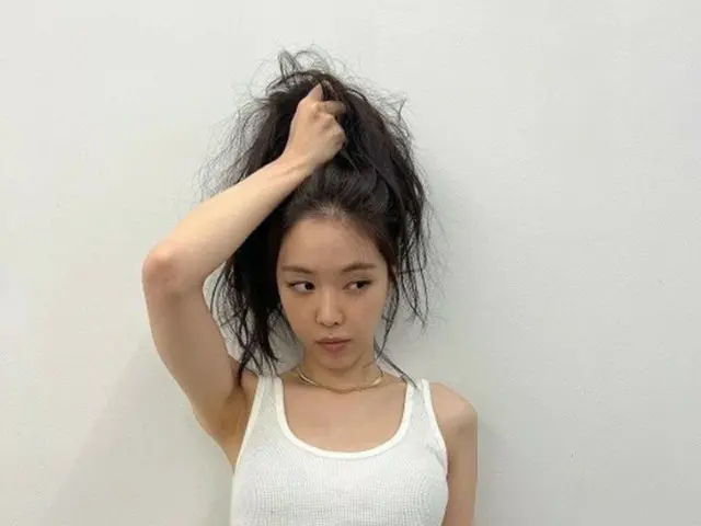 「Apink」出身ソン・ナウン、さらに成熟した顔…ズボンがだぶだぶな「ひと握りの腰」（画像提供:wowkorea）