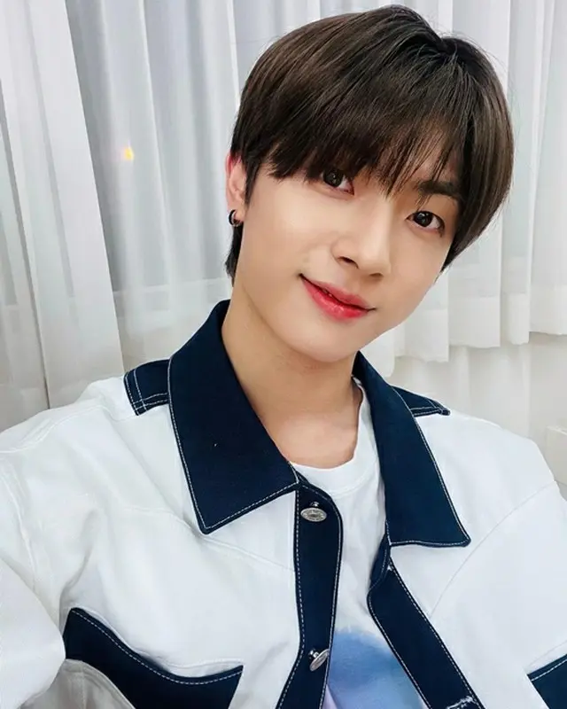 「ONEWE」カンヒョン、きょう（2日）現役入隊…グループ2人目（画像提供:wowkorea）