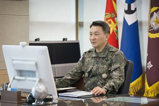 韓国の金承謙合同参謀本部議長が3日、マーク・ミリー米国合同参謀本部議長とオンラインで対話している様子（画像提供:wowkorea）