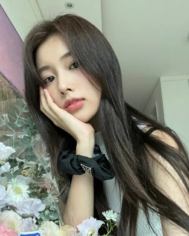 カン・ヘウォン（元IZ*ONE）、現実感のない妖精の美貌…漫画から出てきたようなビジュアル（画像提供:wowkorea）