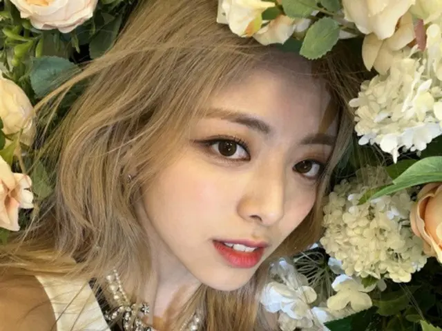 「ITZY」ユナ、どっちが花なの？JYPガールズグループはやっぱり「DALLA DALLA（違う違う）」（画像提供:wowkorea）