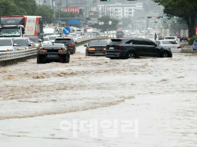 集中豪雨でこんな事も...車が浸水すると自ら自首した男性、その理由は？＝韓国（画像提供:wowkorea）