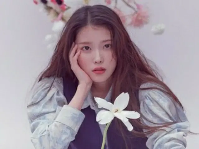 ＩＵさん（所属事務所提供）＝（聯合ニュース）≪転載・転用禁止≫