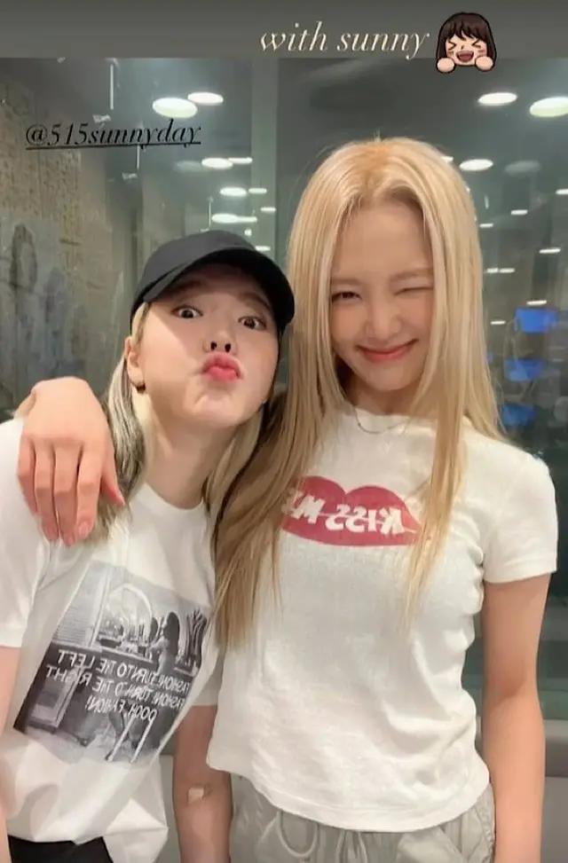 「少女時代」ヒョヨン・サニー、かわいい子の隣にまたかわいい子（画像提供:wowkorea）