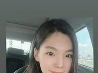女優イ・ダウン、再婚控えてもっときれいになった…「100年ぶりの自撮り」