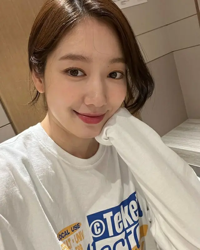 女優パク・シネ、出産してまだ3か月なのに…「超高速の美貌復帰」（画像提供:wowkorea）