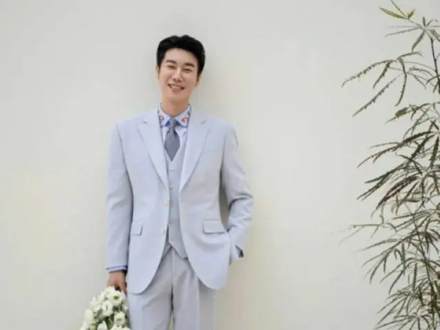 ラッパーSan E、「僕、結婚します」笑顔いっぱいのウェディンググラビアを公開…9月挙式を発表（画像提供:wowkorea）