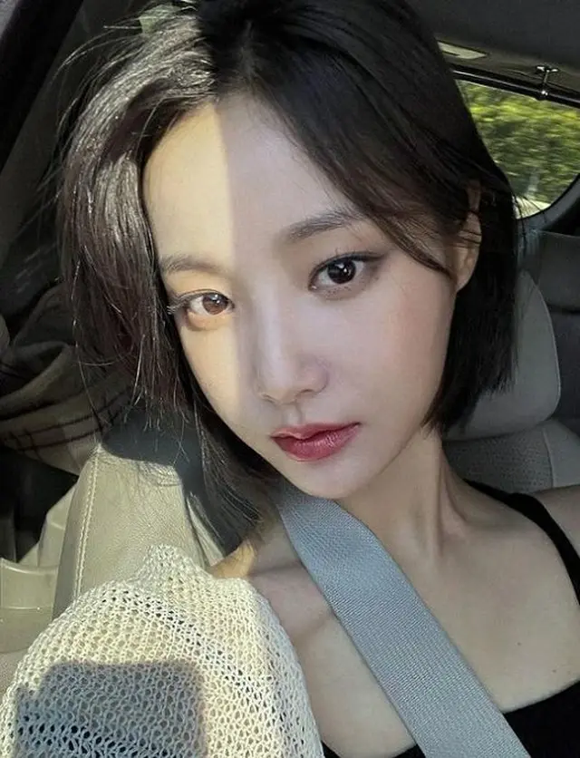 女優ヨヌ（元MOMOLAND）、髪を顎ラインでバッサリ…美貌がグレードアップ（画像提供:wowkorea）
