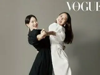 “10月結婚”女優コン・ヒョジン、「今、このままがいい」…シン・ミナとの仲良し過去グラビアを掲載