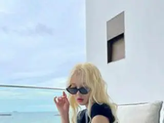 163センチ・47キロの「(G)I-DLE」ウギ、ちらっと見える細い腰…痩せても痩せすぎだよ