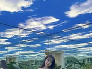 女優アン・ソヒ（元Wonder Girls）、超ミニワンピースで“国宝級”脚線美を披露