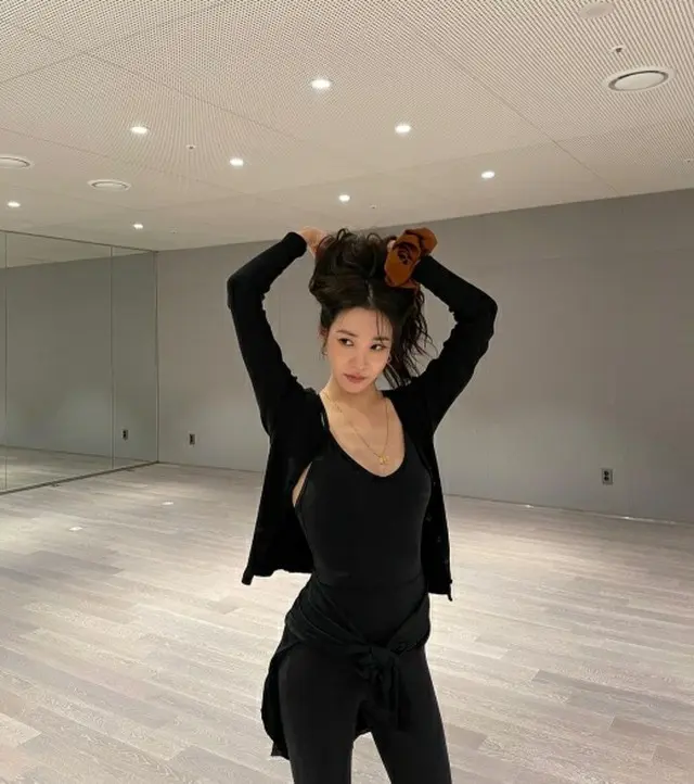 「少女時代」ティファニー、タイトな服も問題なし！…ぜい肉のない完璧ボディーライン（画像提供:wowkorea）