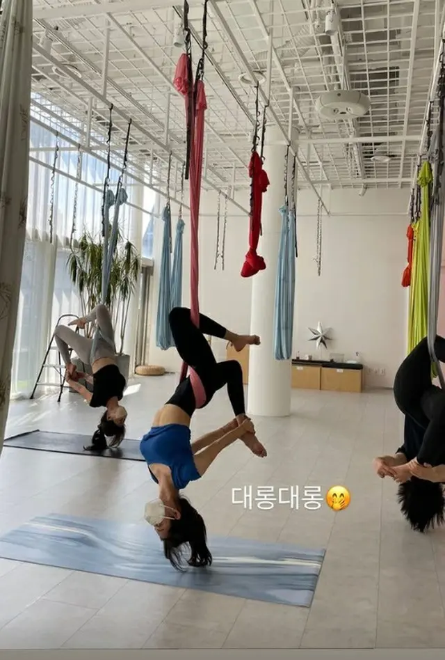 女優ハン・グル、スタイルの良さの秘訣とは？…空中に「ぶらり」（画像提供:wowkorea）