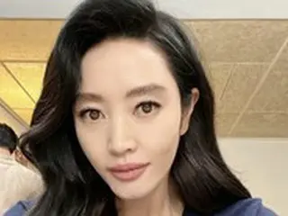 50代の女優キム・ヘス、20代もうらやむ美貌…キム・ワンソン「わぁ～、とても美しい」