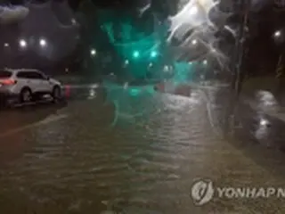 台風による車の浸水被害相次ぐ　損害額約１２億円＝韓国