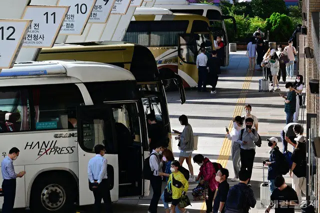 韓国では3年ぶりの「対面」による秋夕に、成人の5人中3人は帰省する意思があることがわかった（画像提供:wowkorea）