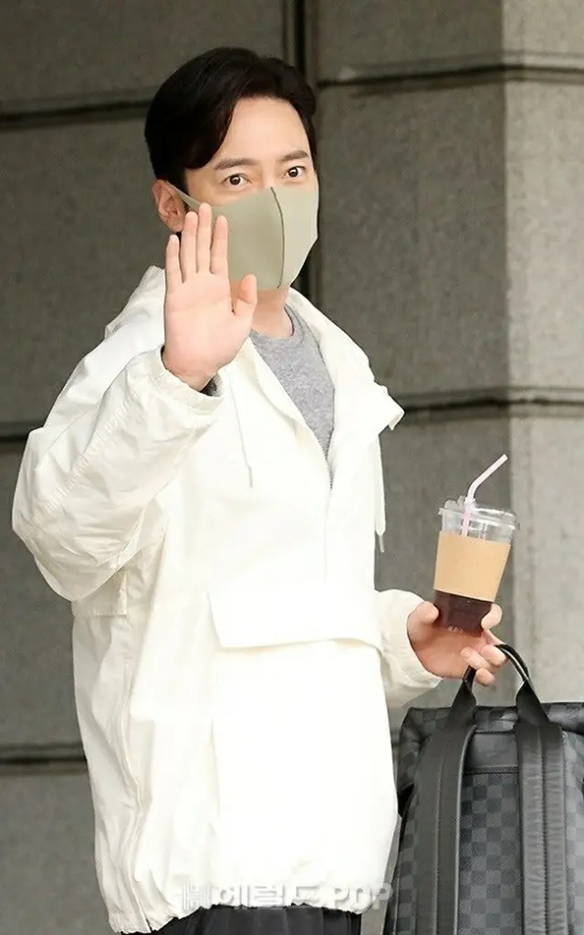 「うつ病の薬に含まれる少量の成分」…緊急逮捕の俳優イ・サンボ、麻薬容疑を否認（画像提供:wowkorea）