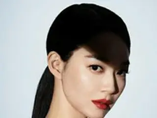 女優シン・ミナ、美しいシースルードレス…恋人キム・ウビンも惚れる“カリスマ”