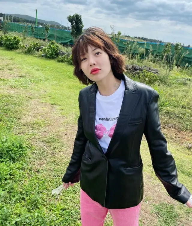 歌手ヒョナ、独特なヘアスタイルだね？…セクシーだけじゃなくラブリーな魅力も（画像提供:wowkorea）