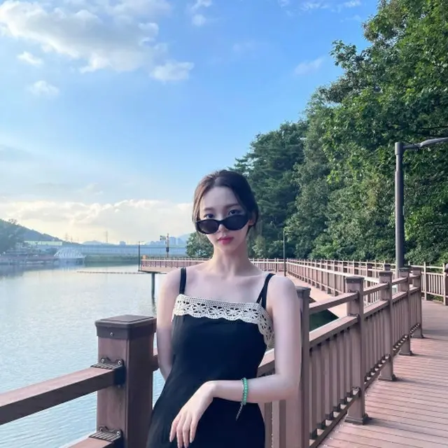「aespa」カリナ、ステージメイクとは全く違う「清純な美貌」（画像提供:wowkorea）