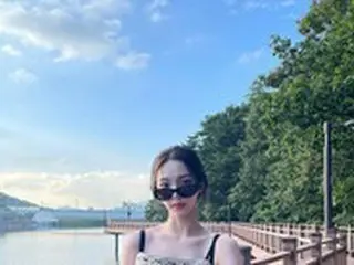 「aespa」カリナ、ステージメイクとは全く違う「清純な美貌」